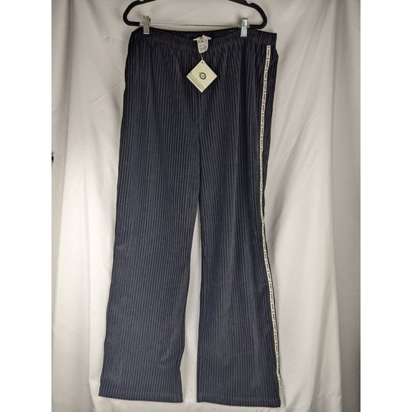 St. John Sports Black & White Track Pants XL NWT Casual Jogger Everyday